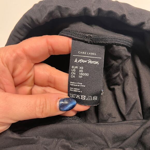 & Other Stories Black Biker Shorts Sz XS - Picture 3 of 5